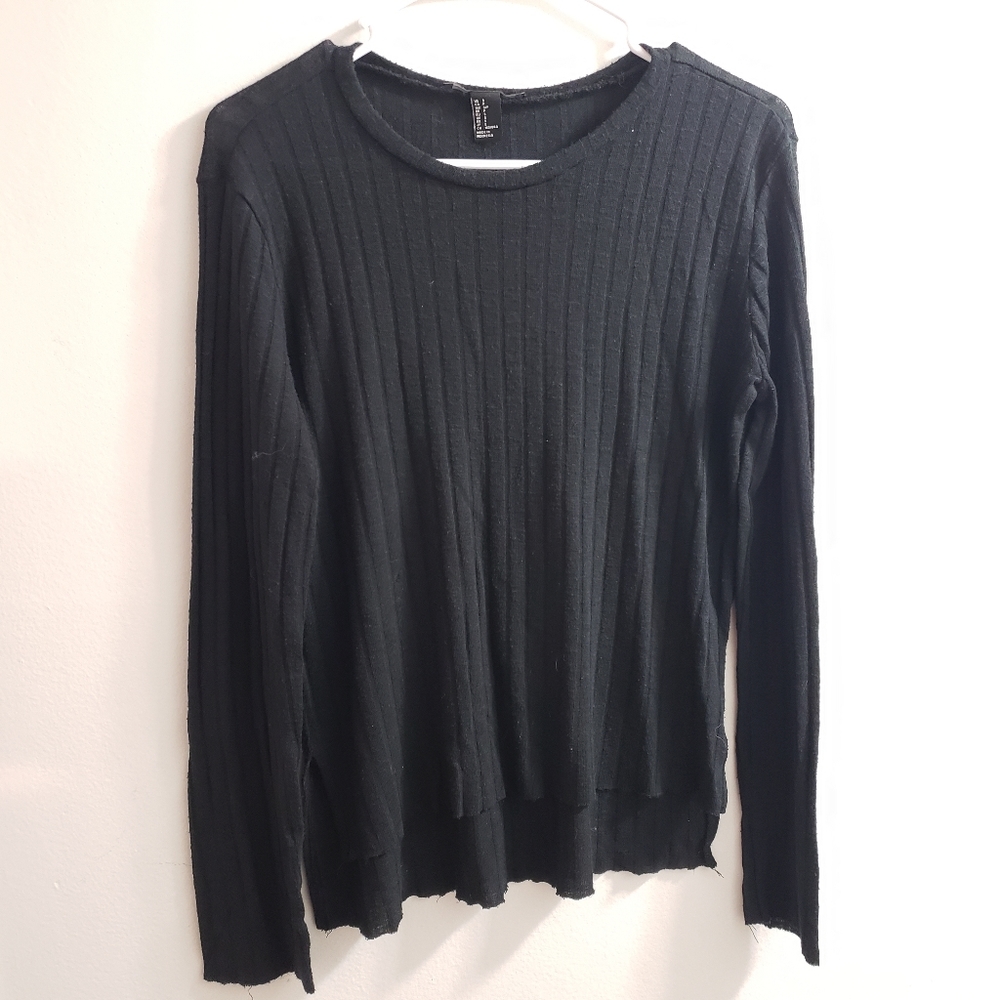 Forever 21 Black Long Sleeve Sweater